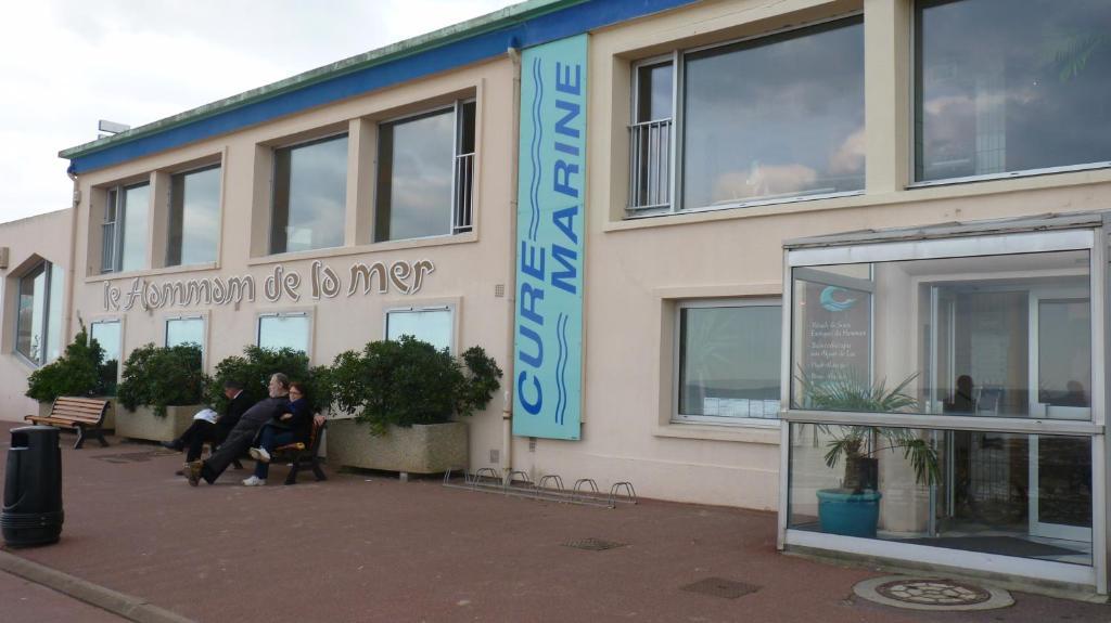 Maison Studios & Appartements Les 4 Vents Luc-sur-Mer Exterior foto